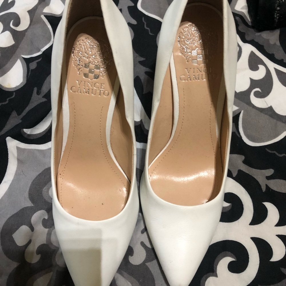 Vince Camuto Pumps